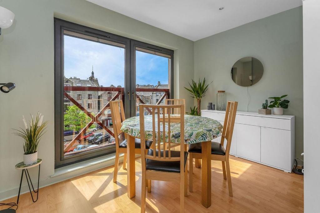 شقة Guestready - Peaceful Retreat In Leith إدنبرة المظهر الخارجي الصورة